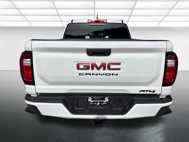 Used 2024 GMC Canyon AT4 image 5