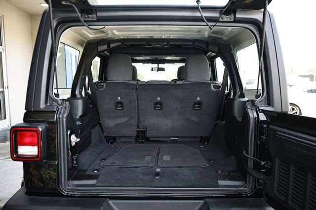 Used 2024 Jeep Wrangler Sport image 29