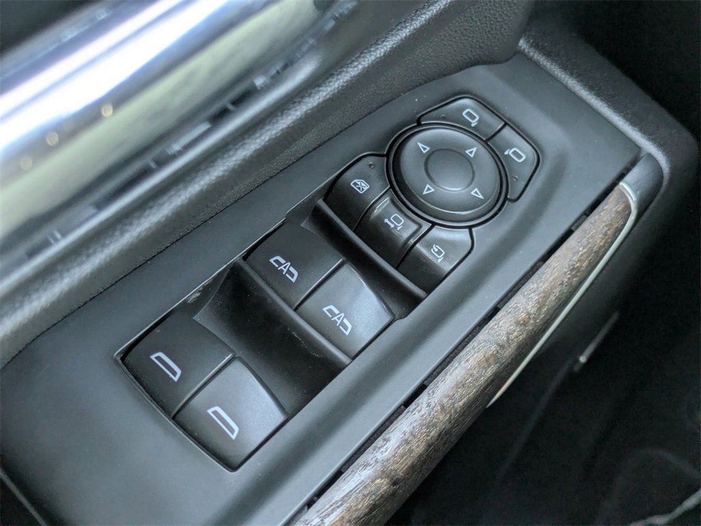 Used 2023 GMC Sierra 3500 Denali image 25