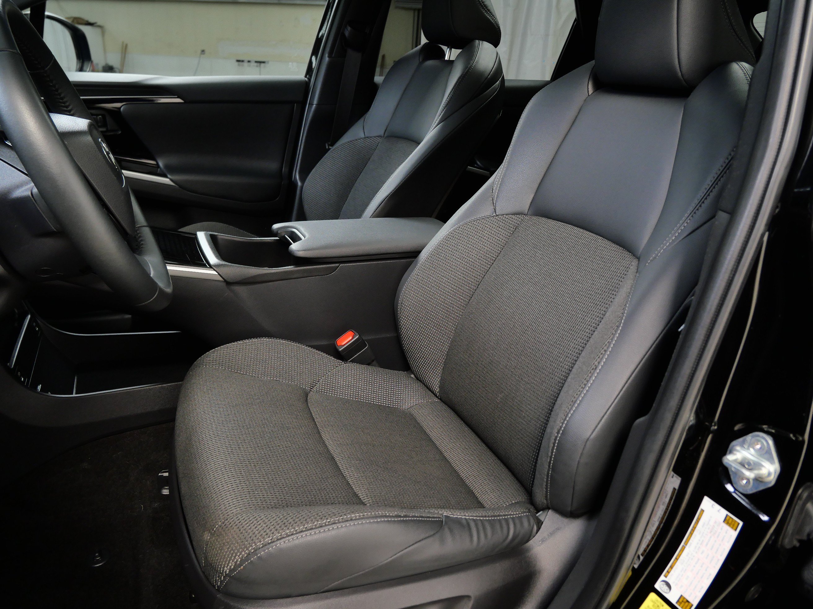 Used 2024 Toyota bZ4X AWD w/ Weather Package image 3