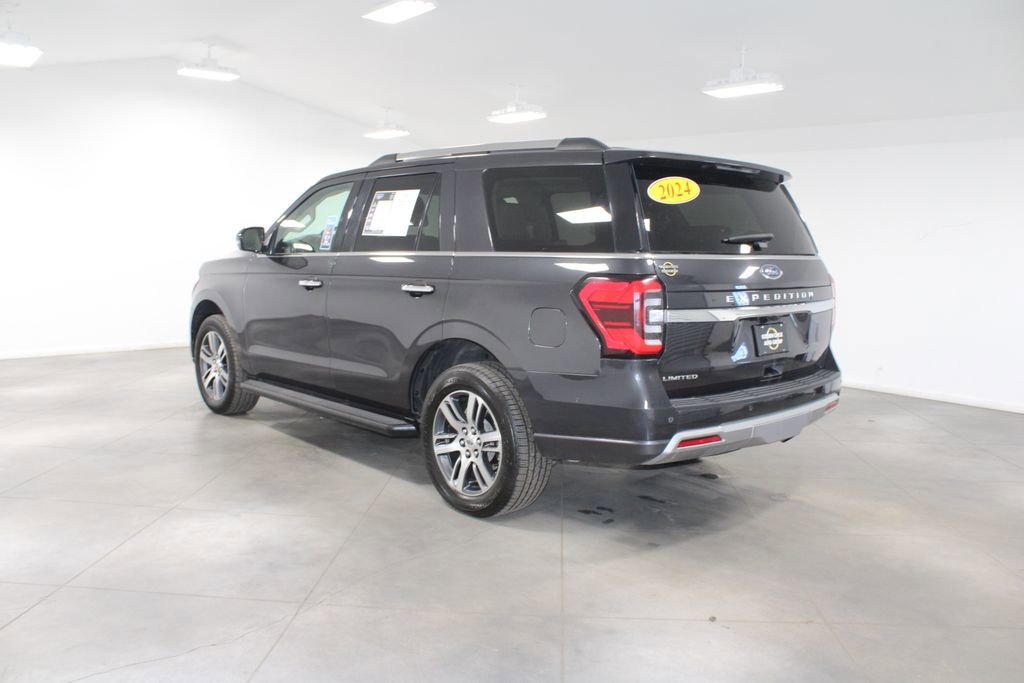 Used 2024 Ford Expedition Limited image 7