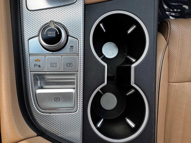 Used 2022 Genesis G70 2.0T w/ Prestige Package image 36