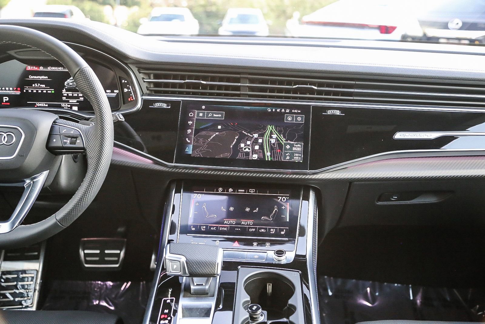 Used 2025 Audi SQ8 Premium Plus image 13