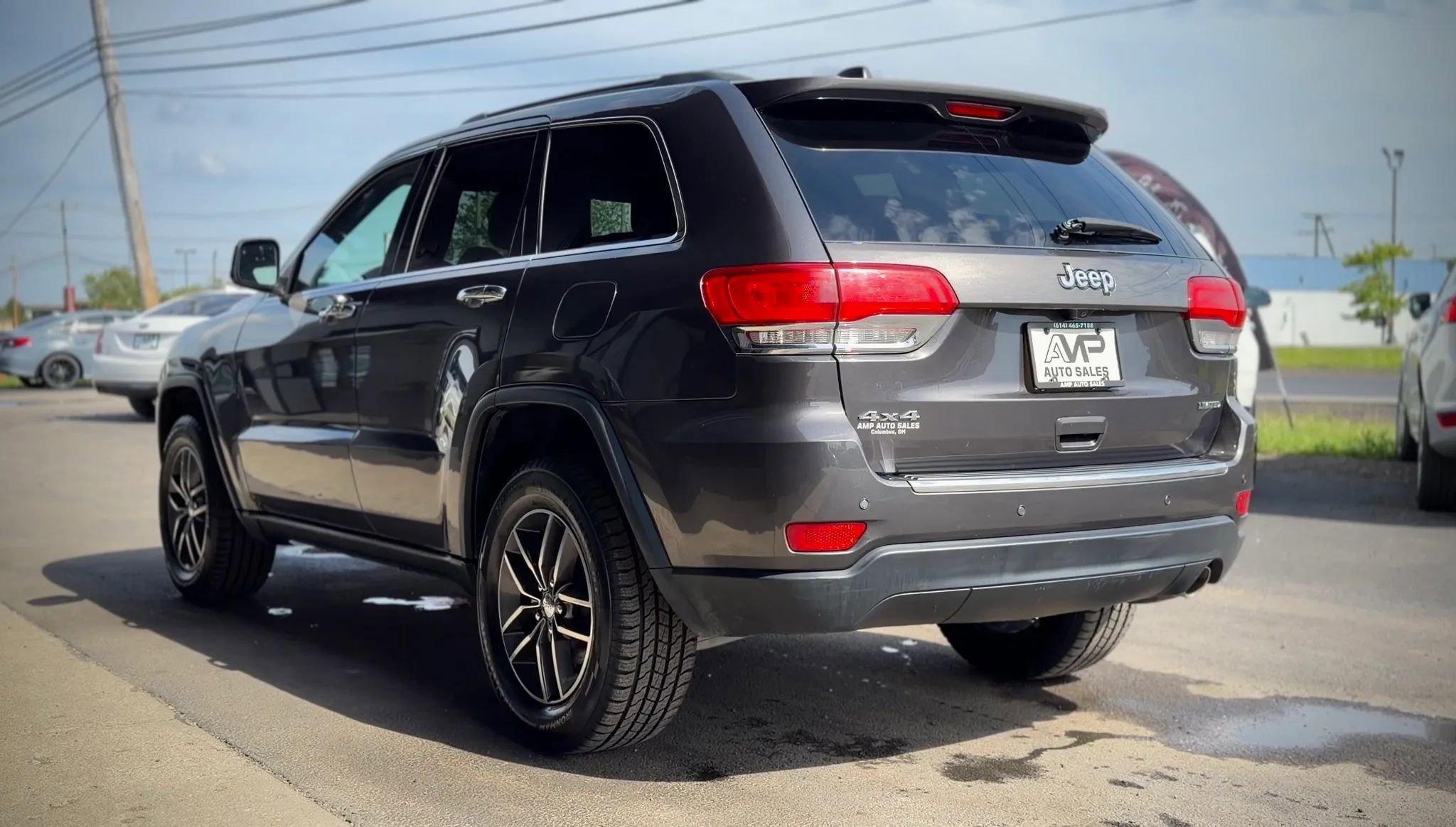 Used 2018 Jeep Grand Cherokee Limited AWD/4WD image 4