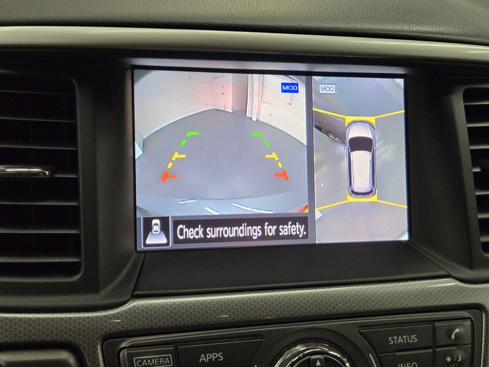 Used 2019 Nissan Pathfinder SL FWD image 19
