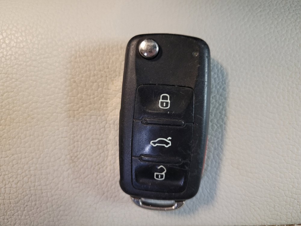 Used 2016 Volkswagen Jetta Sport w/ Lighting Package image 32