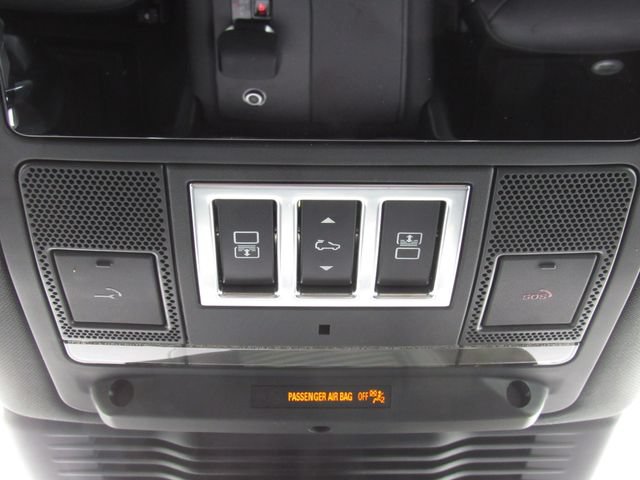 Used 2023 Land Rover Discovery S R-Dynamic AWD/4WD image 31