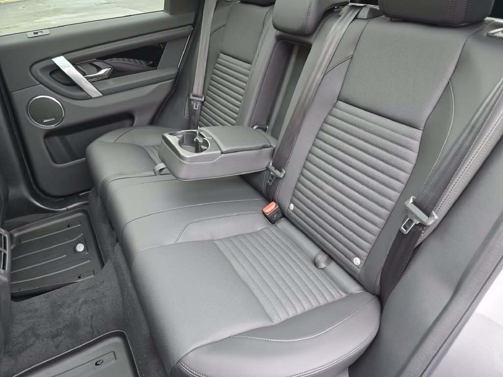 New 2025 Land Rover Discovery Sport S AWD/4WD image 21