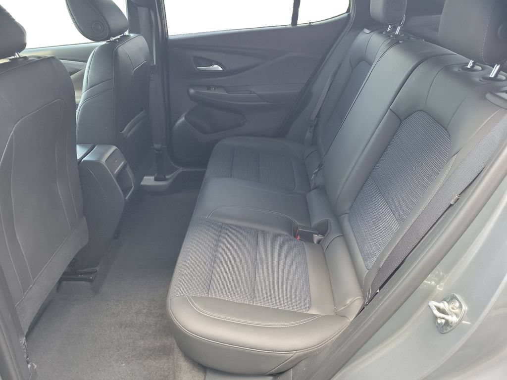 Used 2025 Buick Envista Preferred FWD image 24
