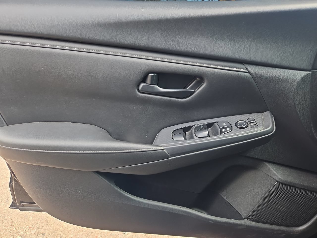 Used 2024 Nissan Sentra S FWD image 22