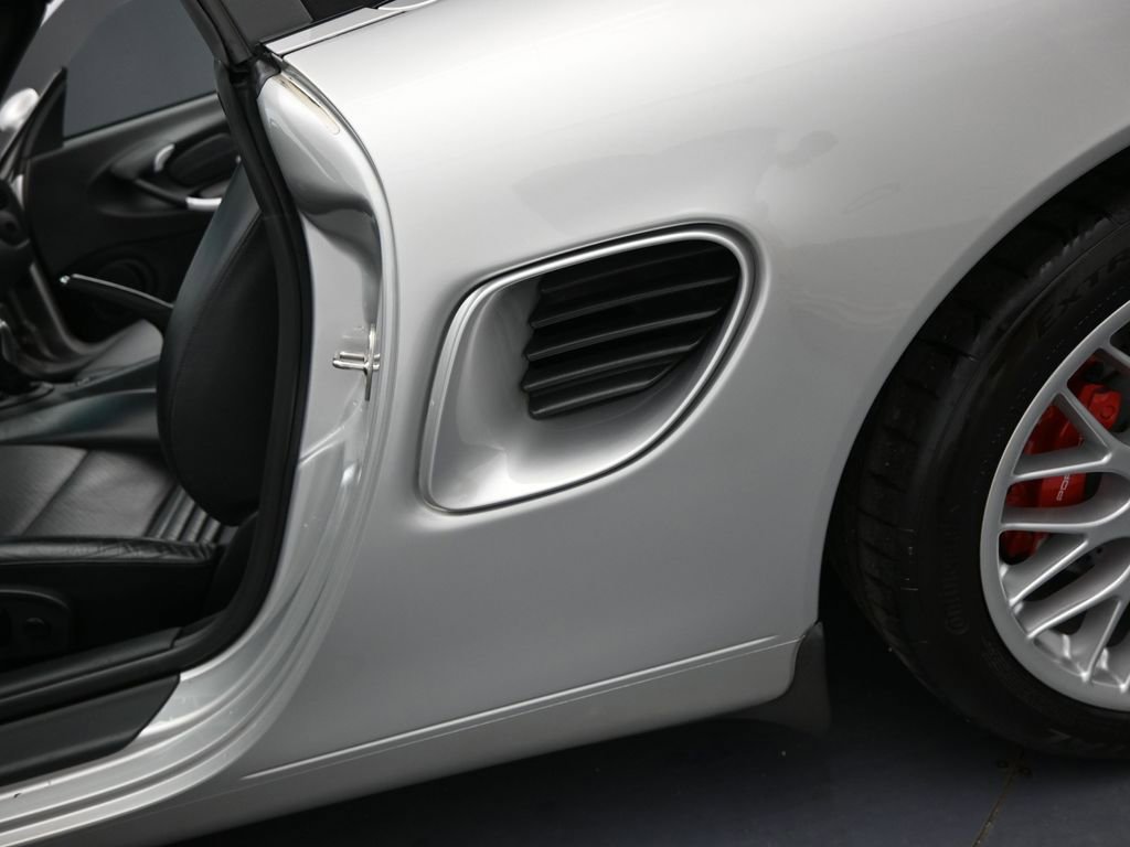 Used 2001 Porsche Boxster S image 37