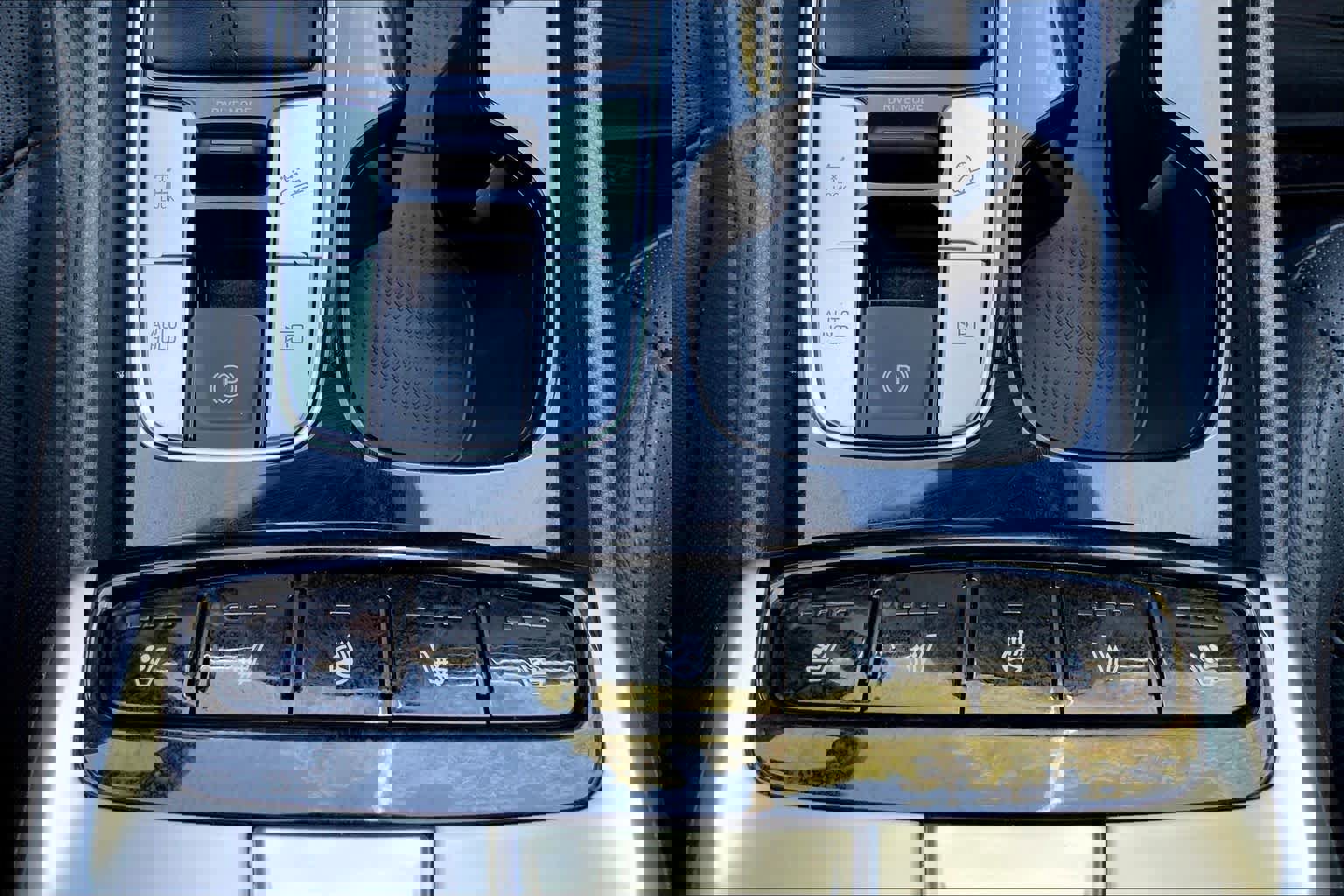 Used 2022 Hyundai Santa Cruz Limited image 29