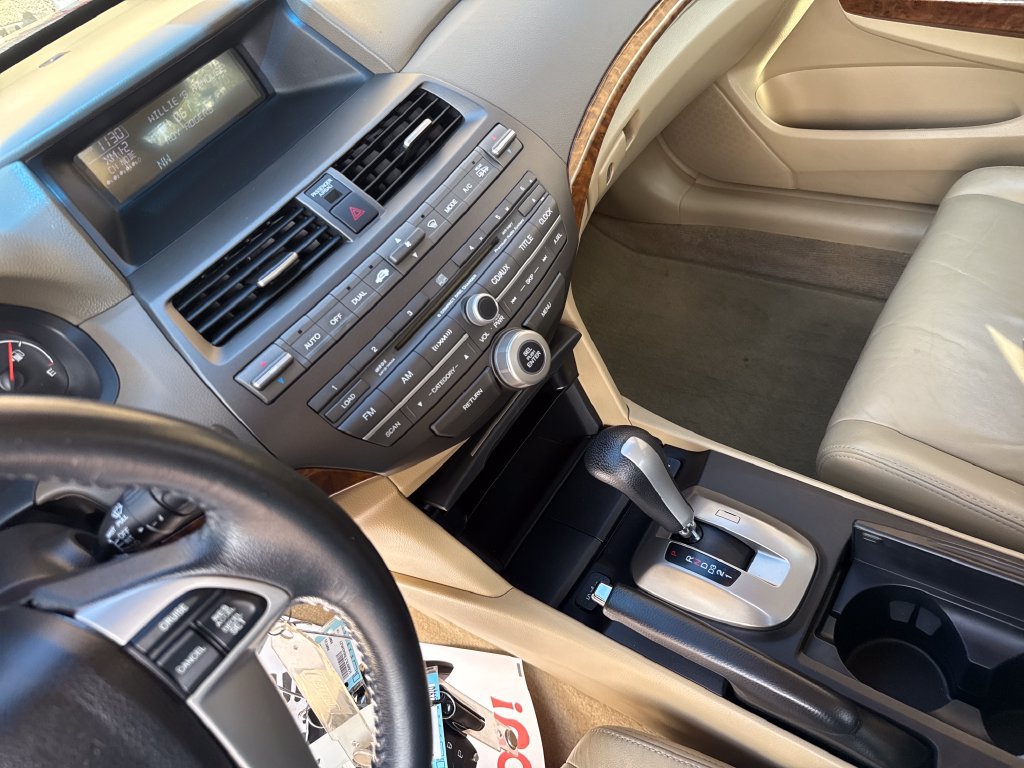 Used 2009 Honda Accord EX-L image 17