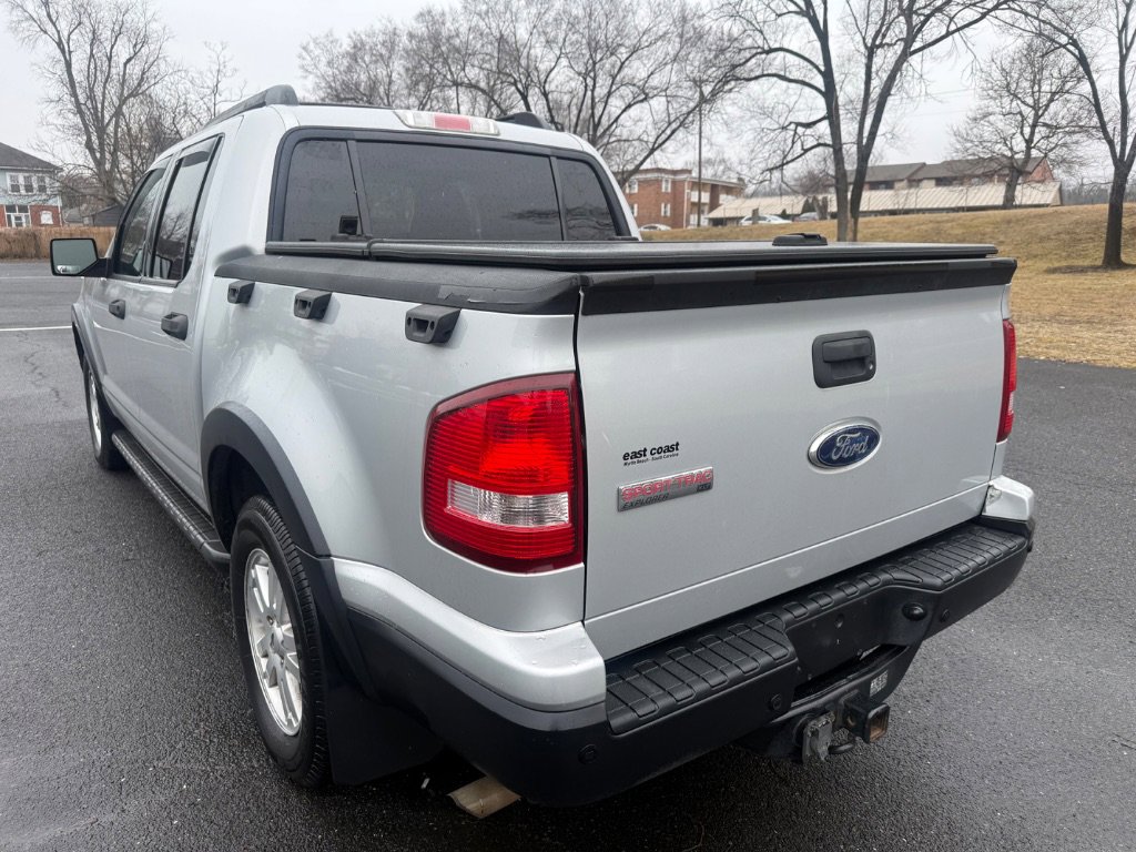 Used 2010 Ford Explorer Sport Trac XLT image 6