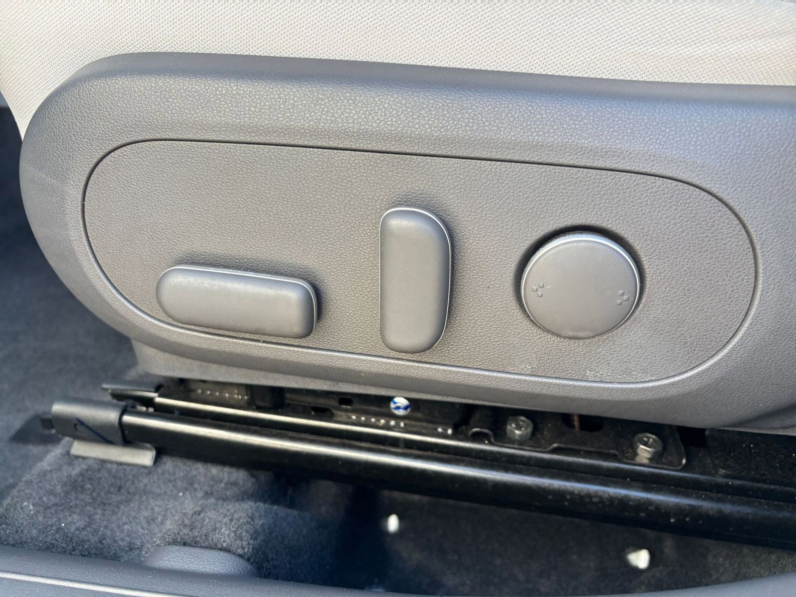 Used 2025 Hyundai Kona SEL image 23