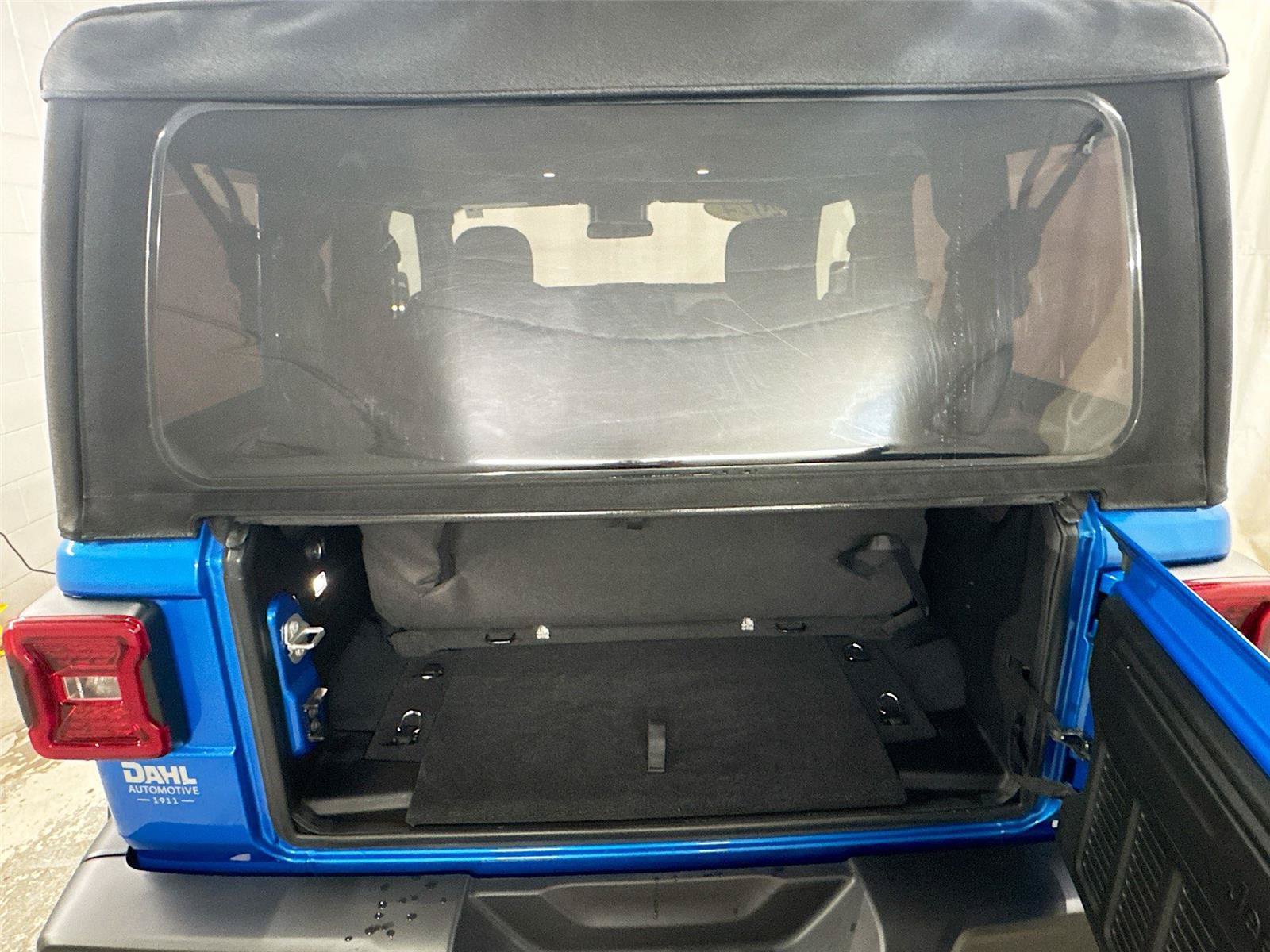 Used 2024 Jeep Wrangler Sport AWD/4WD image 23