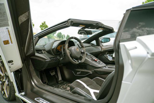 Used 2016 Lamborghini Aventador LP 750-4 Superveloce AWD/4WD image 43