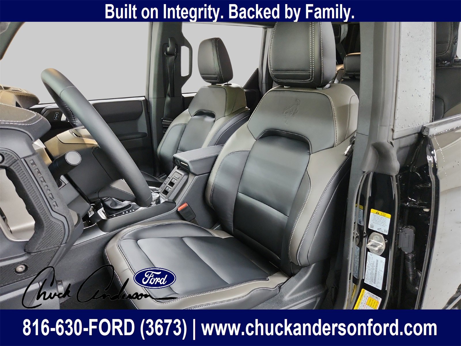 New 2025 Ford Bronco Outer Banks w/ Sasquatch Package image 10