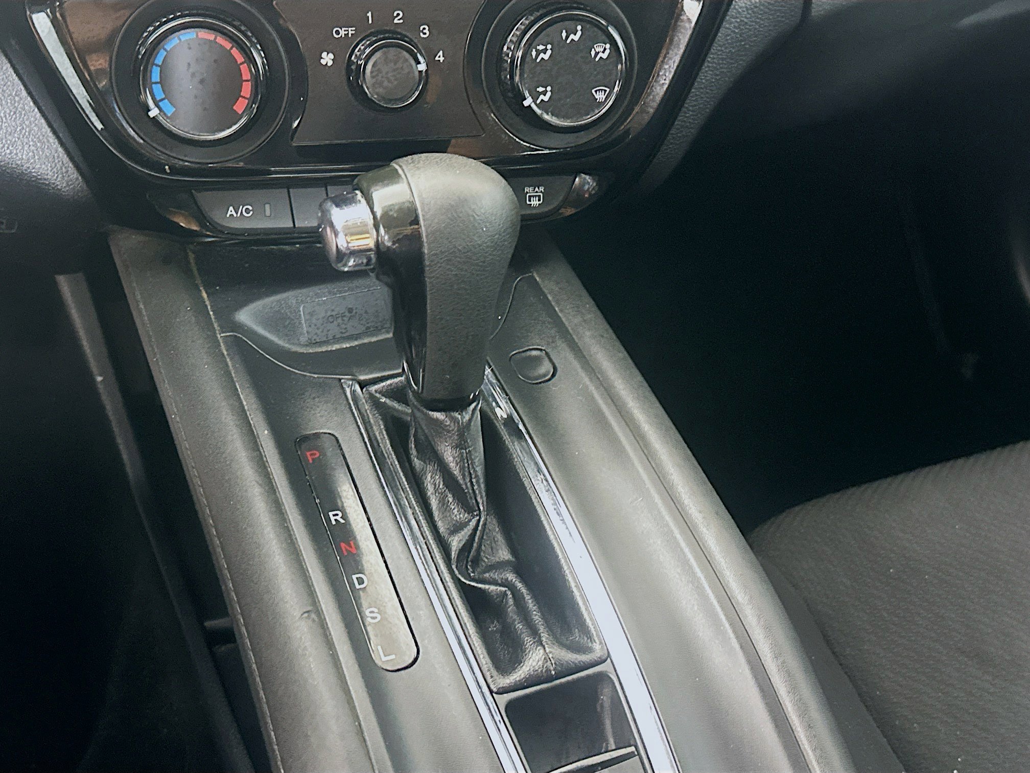 Used 2016 Honda HR-V LX image 23