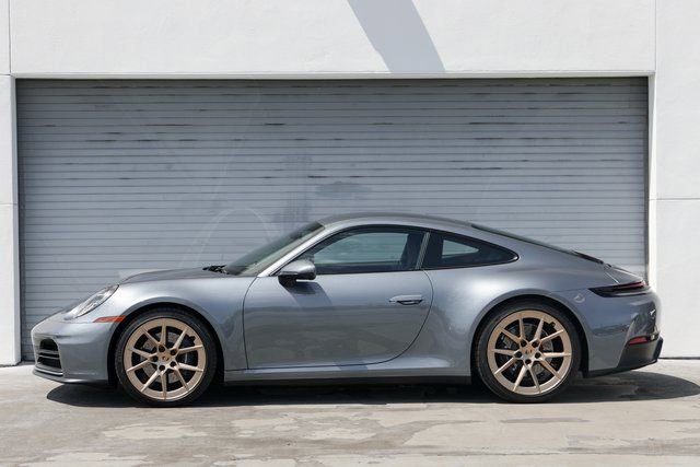 Certified 2025 Porsche 911 Carrera image 2