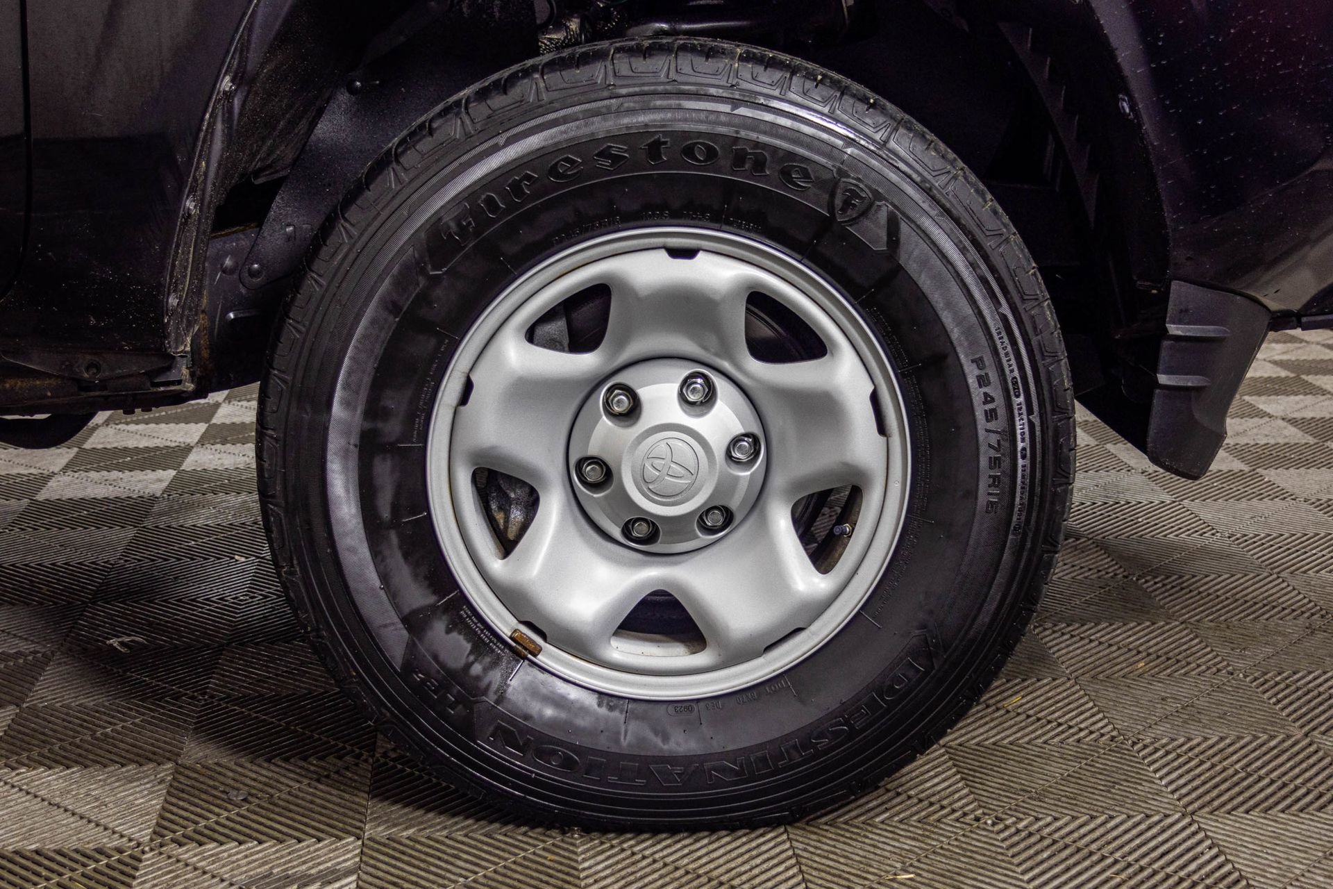 Used 2023 Toyota Tacoma SR AWD/4WD image 50