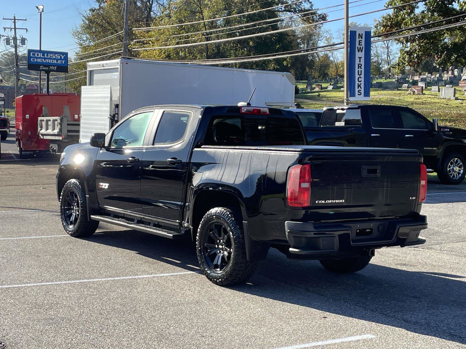 Certified 2022 Chevrolet Colorado Z71 w/ Z71 Midnight Edition AWD/4WD image 5