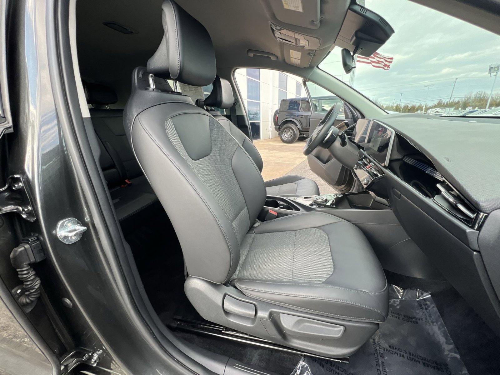 Used 2024 Kia Niro Wind image 26