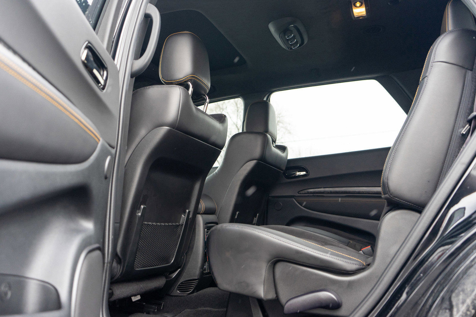 Used 2023 Dodge Durango R/T w/ Hemi Orange Plus Package image 27