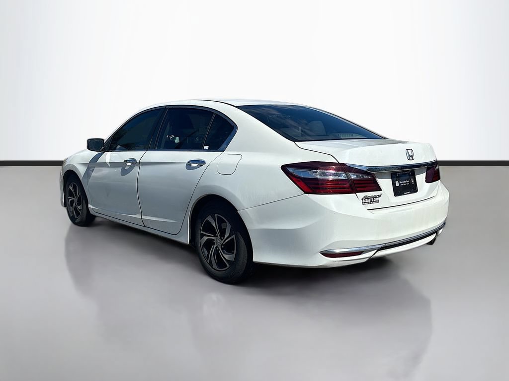 Used 2017 Honda Accord LX image 5