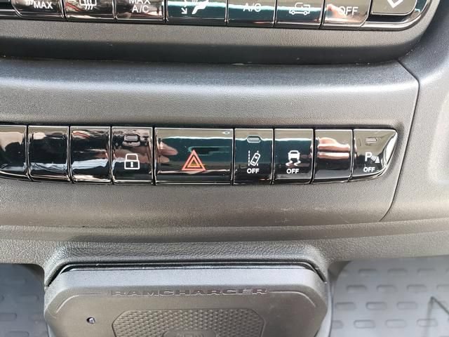 Used 2025 RAM ProMaster 1500 w/ Premium Convenience Group FWD image 22