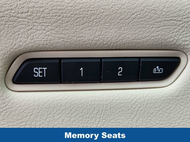Used 2017 Cadillac XT5 Luxury AWD/4WD image 20
