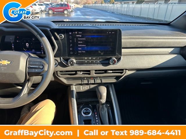 Used 2023 Chevrolet Colorado W/T image 17