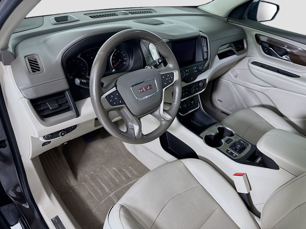 Used 2020 GMC Terrain Denali w/ Denali Premium Package image 9