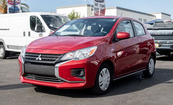 Used 2021 Mitsubishi Mirage FWD image 2