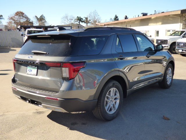 New 2026 Ford Explorer Active w/ Active Comfort Package image 3