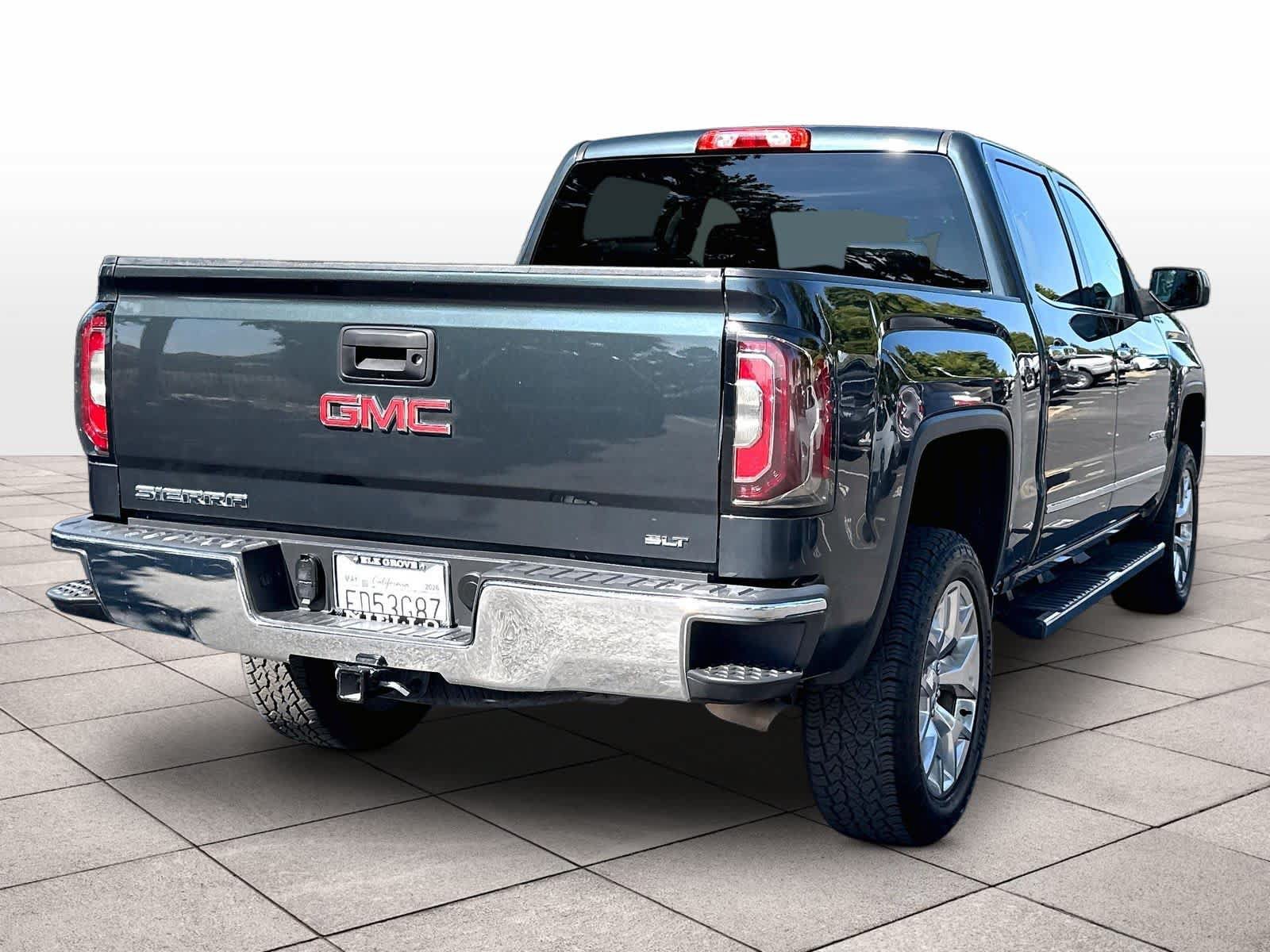 Used 2018 GMC Sierra 1500 SLT w/ SLT Premium Package AWD/4WD image 9