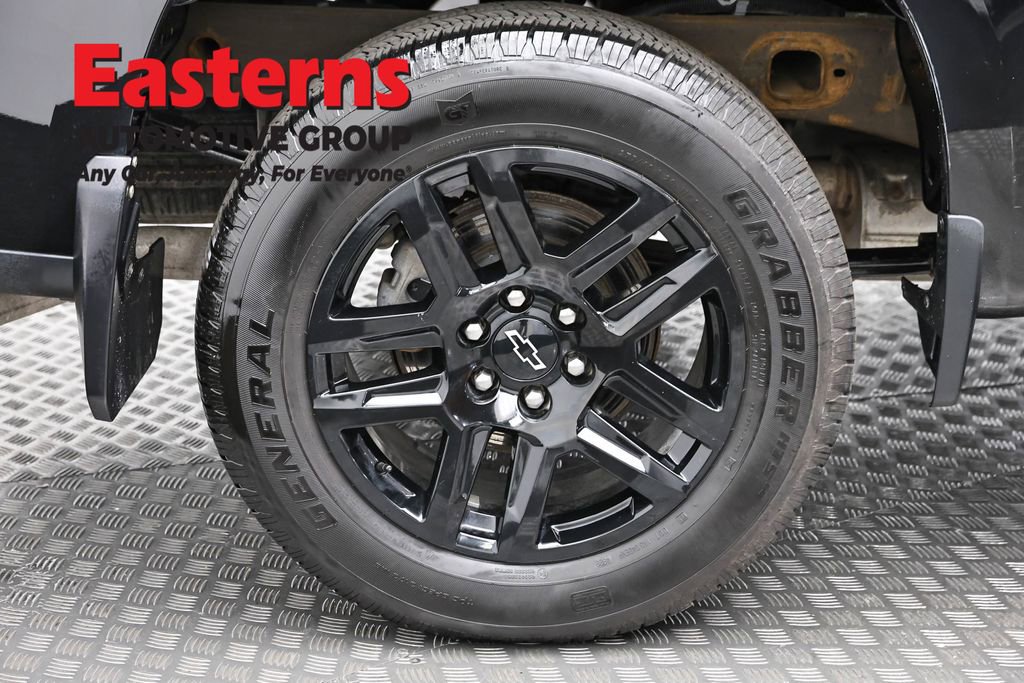 Used 2024 Chevrolet Silverado 1500 Custom AWD/4WD image 30