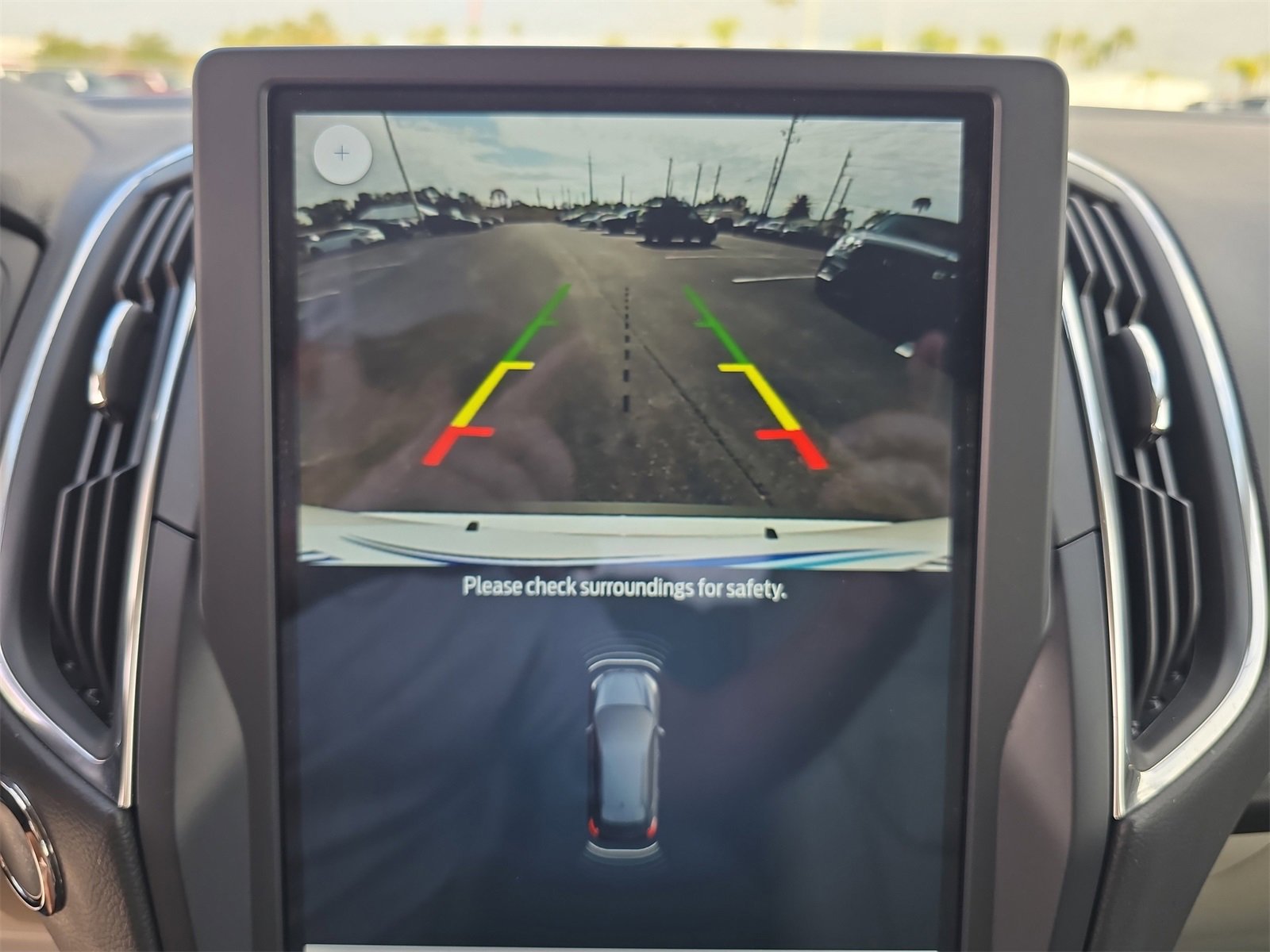 Used 2023 Ford Edge Titanium image 18