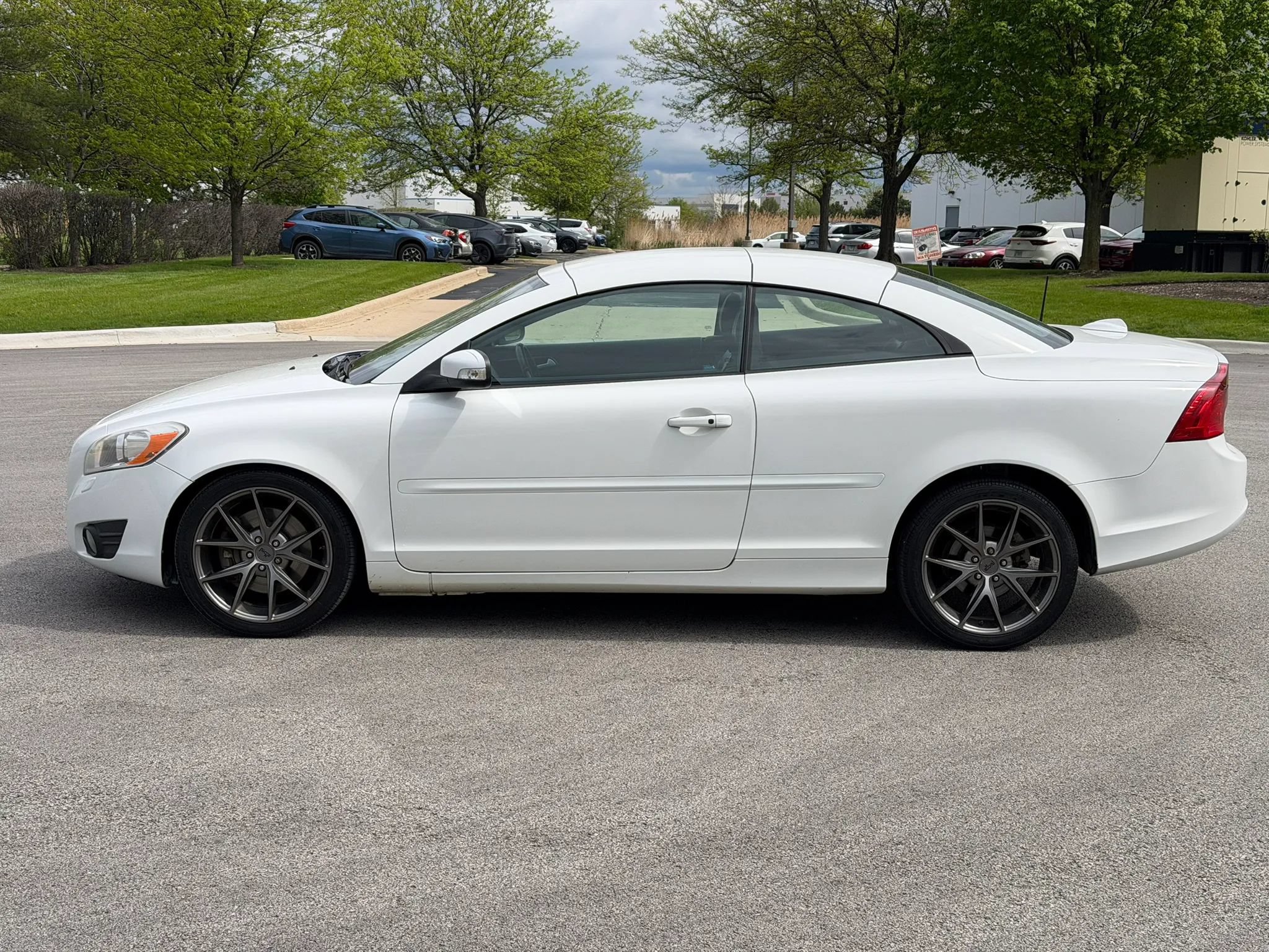 Used 2012 Volvo C70 T5 FWD image 10