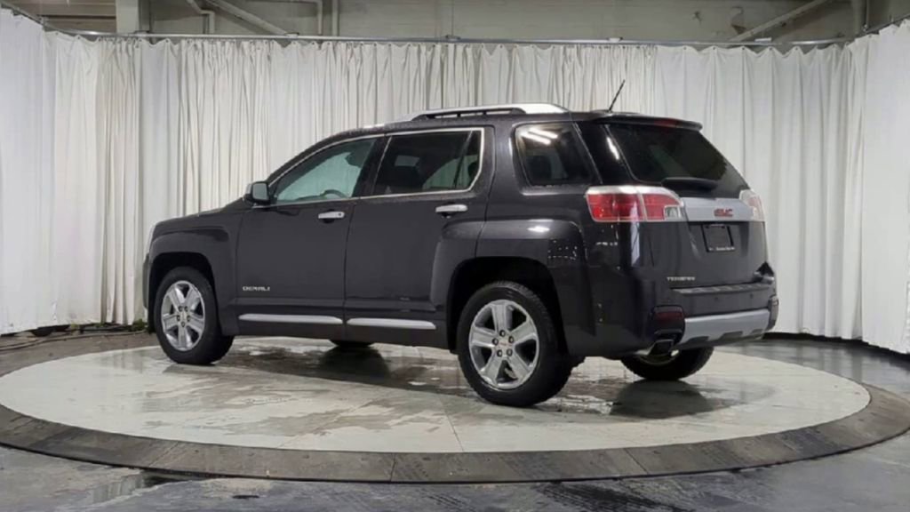 Used 2015 GMC Terrain Denali image 8