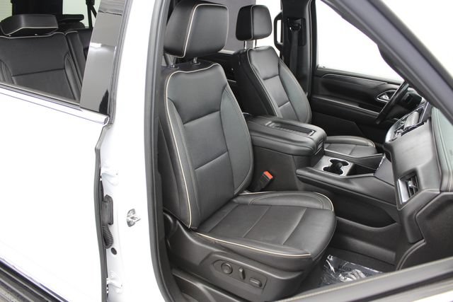 Used 2022 GMC Yukon XL SLT w/ SLT Luxury Package AWD/4WD image 25