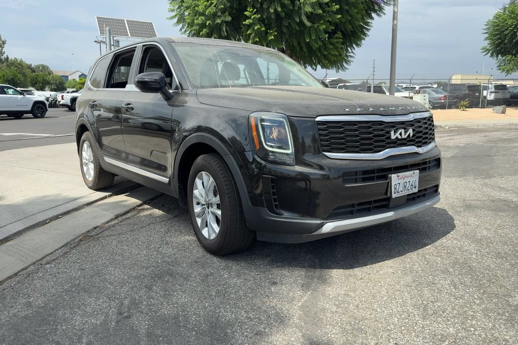 Used 2022 Kia Telluride LX FWD image 3