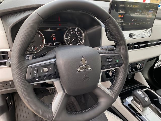 New 2026 Mitsubishi Outlander SE AWD/4WD image 12
