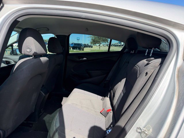 Used 2019 Chevrolet Cruze LT w/ Convenience Package FWD image 12
