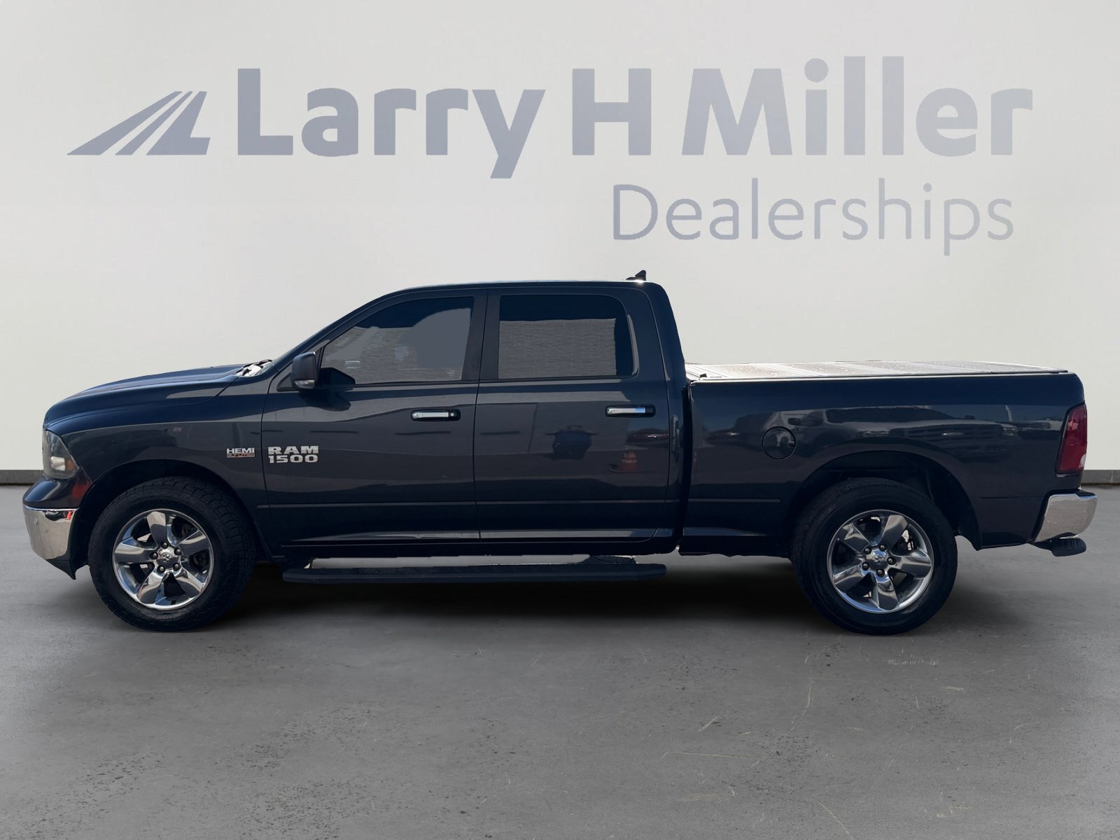 Used 2018 RAM 1500 Big Horn AWD/4WD image 2