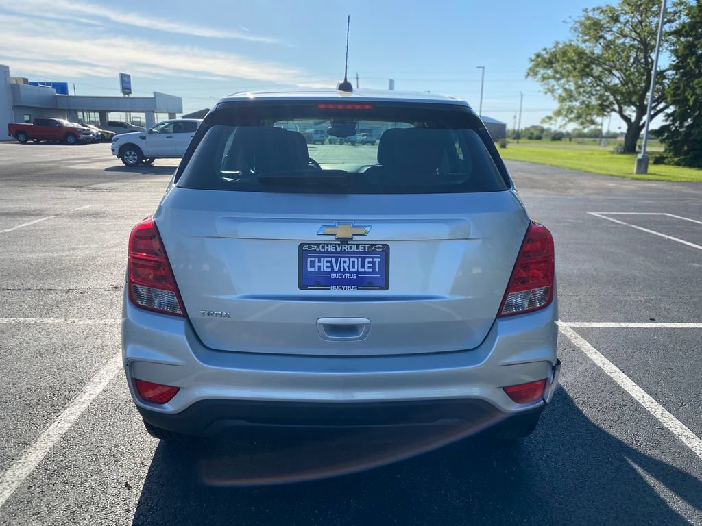 Used 2017 Chevrolet Trax LS FWD image 6