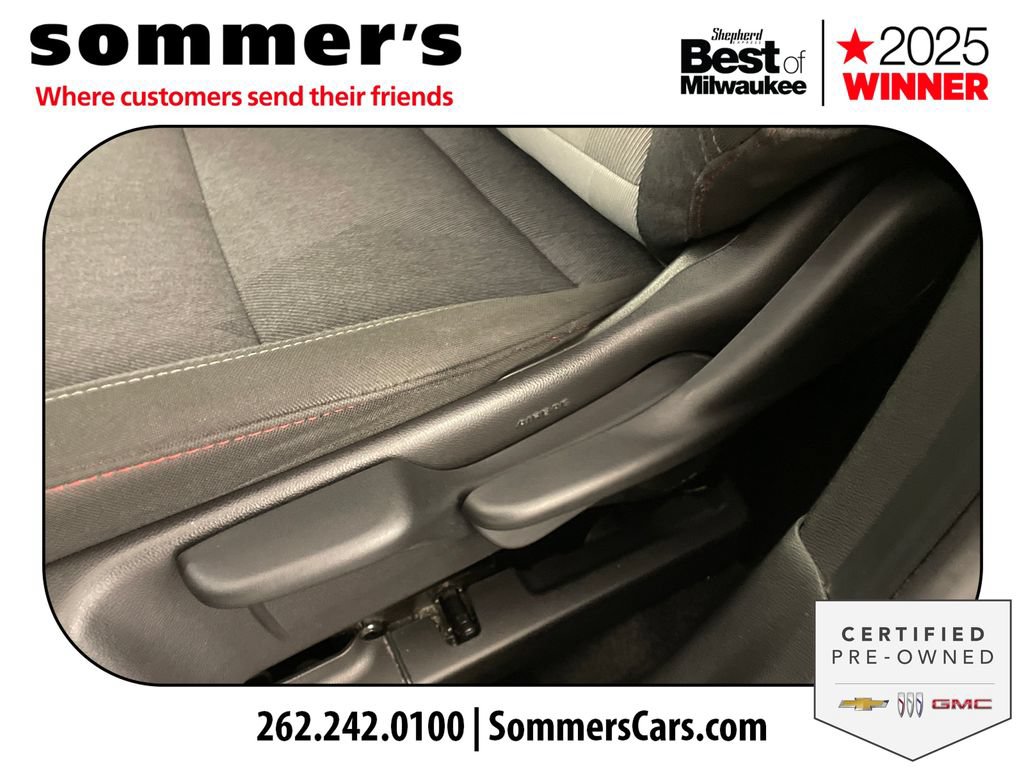 Used 2024 Chevrolet Trax RS w/ Driver Confidence Package FWD image 11