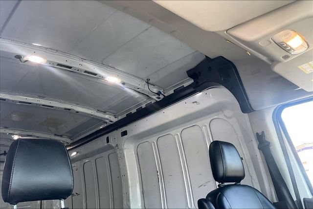 Used 2020 Ford Transit 250 Medium Roof AWD image 22