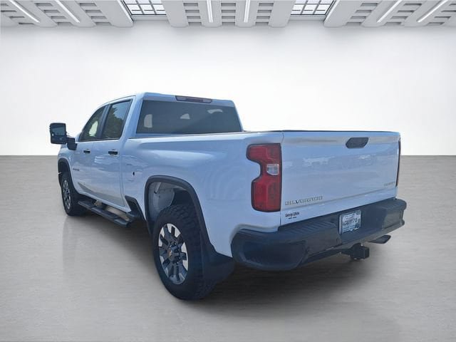 Used 2025 Chevrolet Silverado 2500 Custom w/ Custom Value Package AWD/4WD image 6