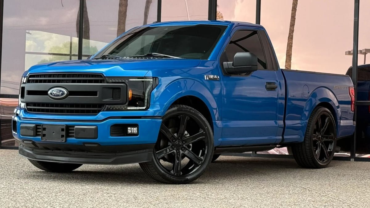 Used 2019 Ford F150 XL w/ Equipment Group 101A Mid RWD image 2